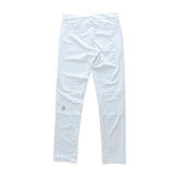 Solitary baroque pattern｜White（A1-5358-11）
